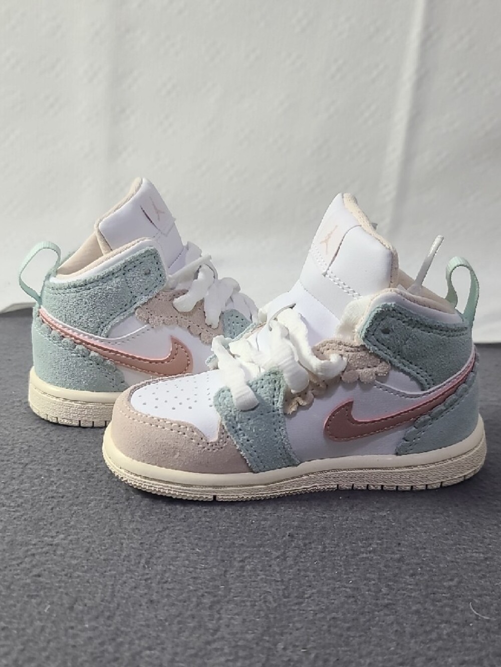 Jordan Kids Pastel Pink & Mint High-Top Sneakers Sz. 6C - Picture 6 of 7